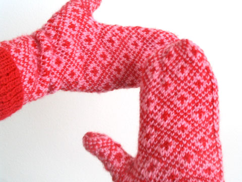 Endpaper Mittens